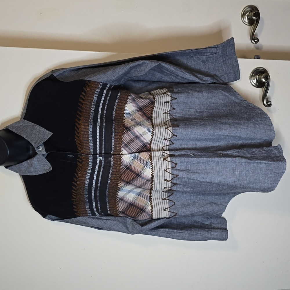 Casey and Max Vintage Women's Button Up Western Cottagecore Eclectic Shirt